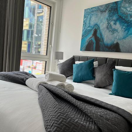Spacious, Bright & Modern 1 & 2 Bed Apartments At Sligo House - Central Watford Watford  Exterior foto