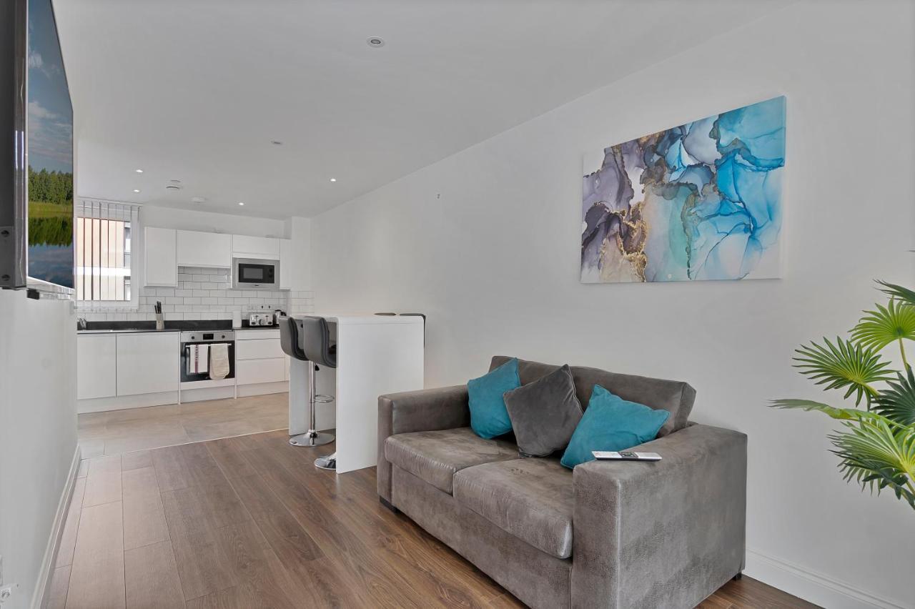 Spacious, Bright & Modern 1 & 2 Bed Apartments At Sligo House - Central Watford Watford  Exterior foto