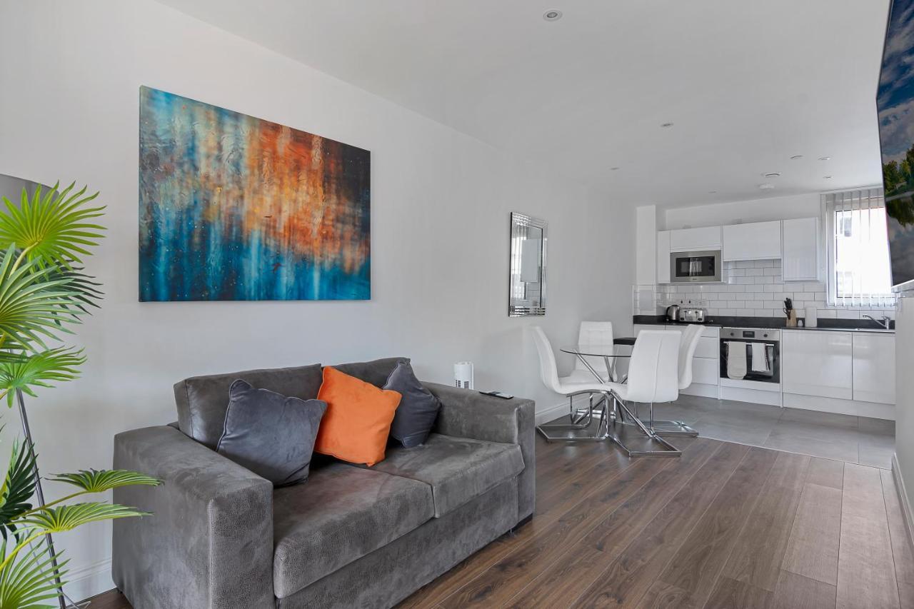 Spacious, Bright & Modern 1 & 2 Bed Apartments At Sligo House - Central Watford Watford  Exterior foto