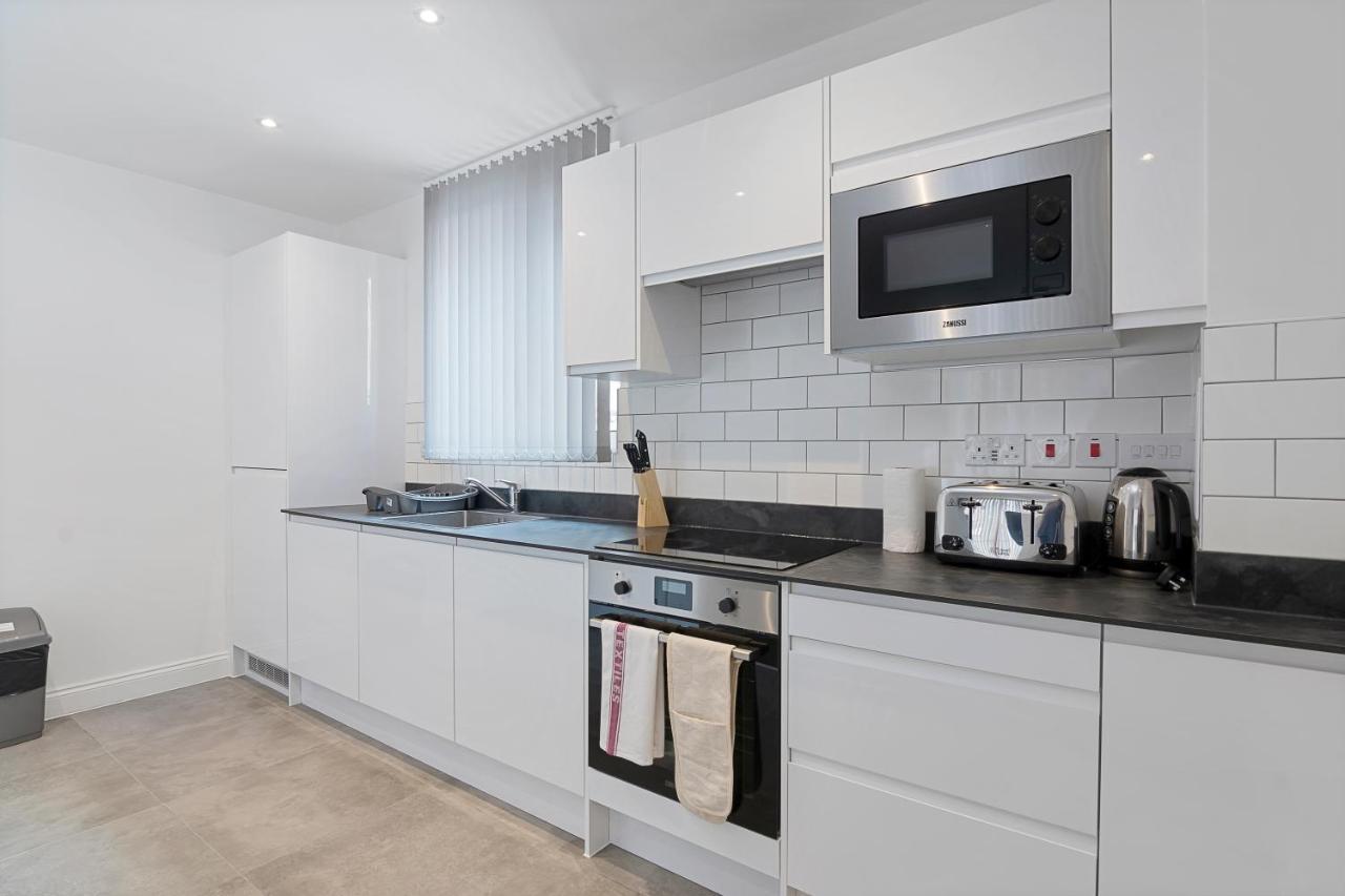 Spacious, Bright & Modern 1 & 2 Bed Apartments At Sligo House - Central Watford Watford  Exterior foto