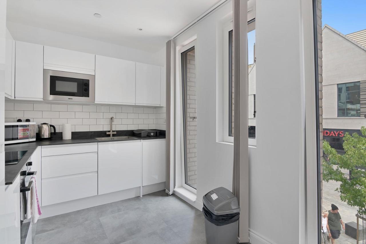 Spacious, Bright & Modern 1 & 2 Bed Apartments At Sligo House - Central Watford Watford  Exterior foto