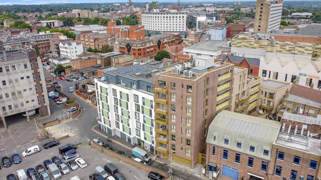 Spacious, Bright & Modern 1 & 2 Bed Apartments At Sligo House - Central Watford Watford  Exterior foto